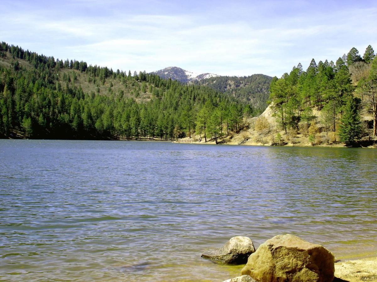 Alpine Cabin, 3 Bedrooms, Deck, Sleeps 8 Ruidoso Eksteriør bilde