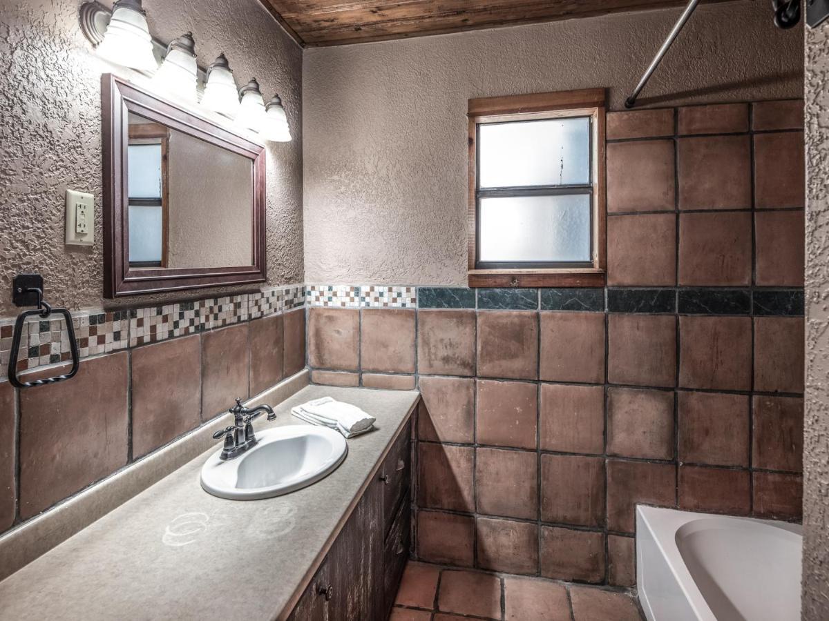 Alpine Cabin, 3 Bedrooms, Deck, Sleeps 8 Ruidoso Eksteriør bilde