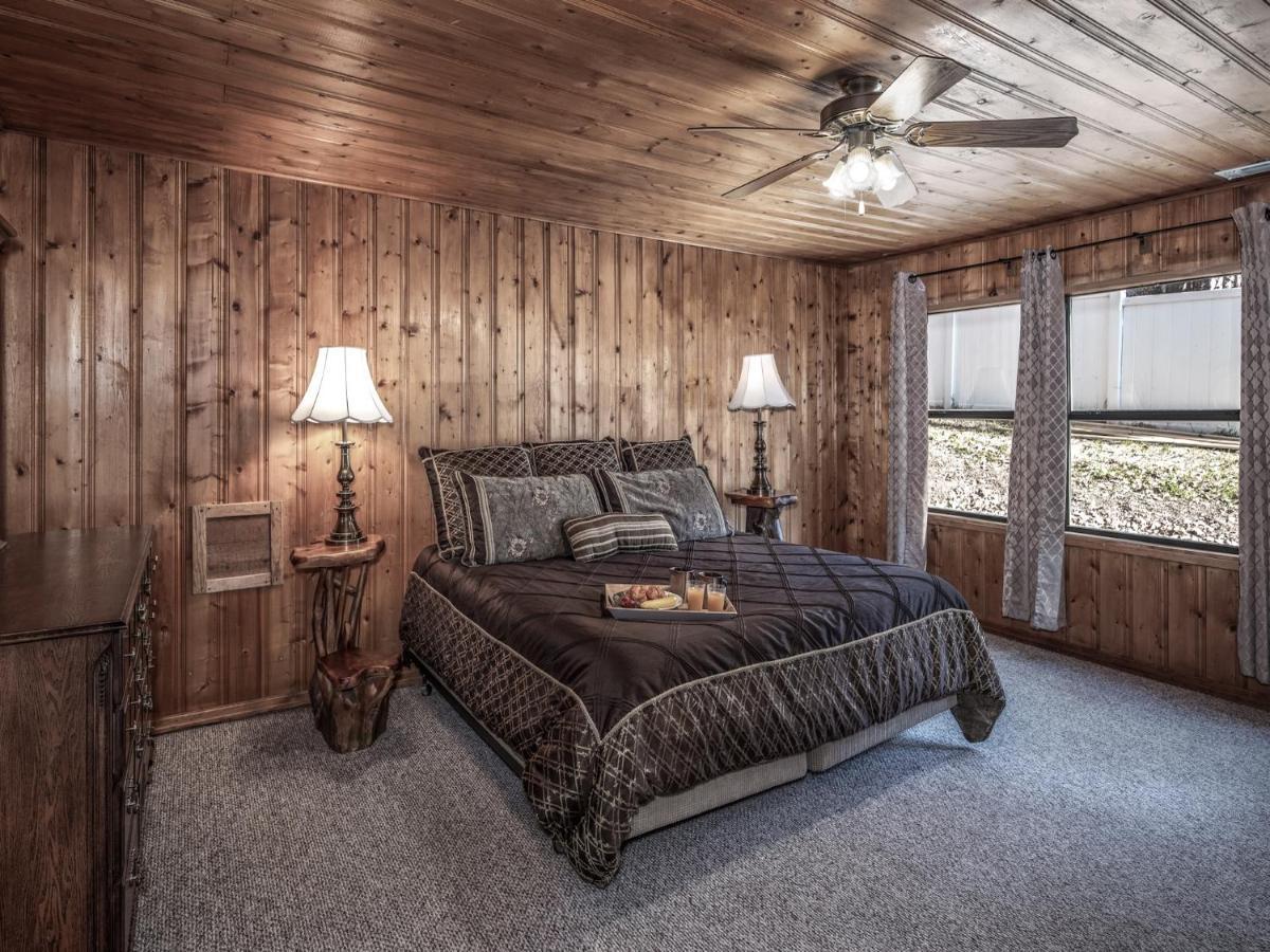 Alpine Cabin, 3 Bedrooms, Deck, Sleeps 8 Ruidoso Eksteriør bilde