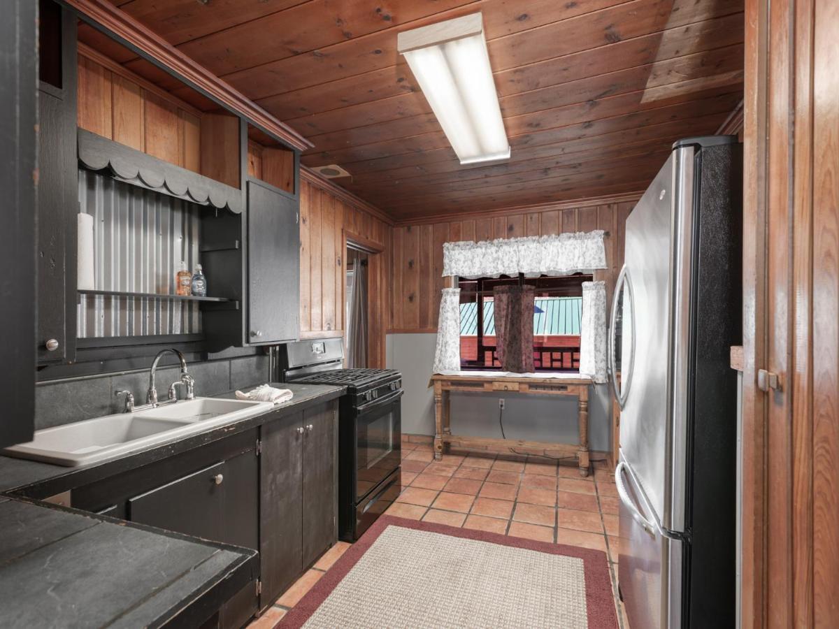 Alpine Cabin, 3 Bedrooms, Deck, Sleeps 8 Ruidoso Eksteriør bilde